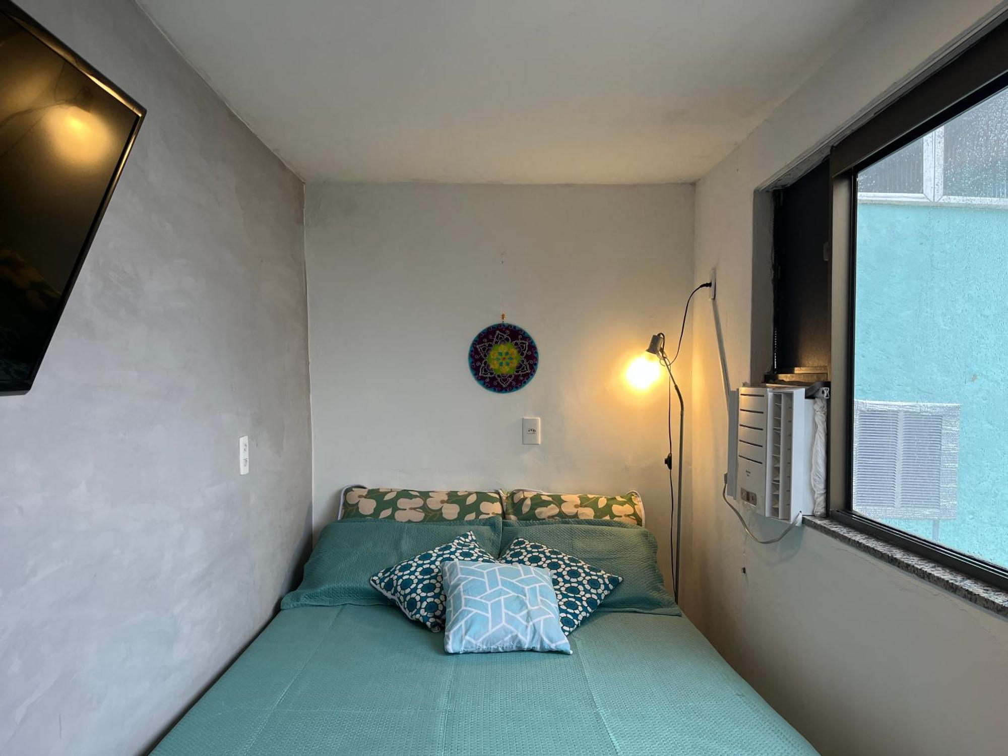 Casa Com Vista O Mar E Cercada Por Natureza No Vidigal